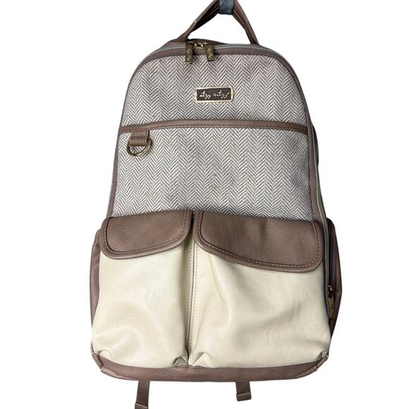 Itzy Ritzy Boss Plus Diaper Bag Backpack Vanilla Latte Vegan Leather BossMom - Picture 1 of 10